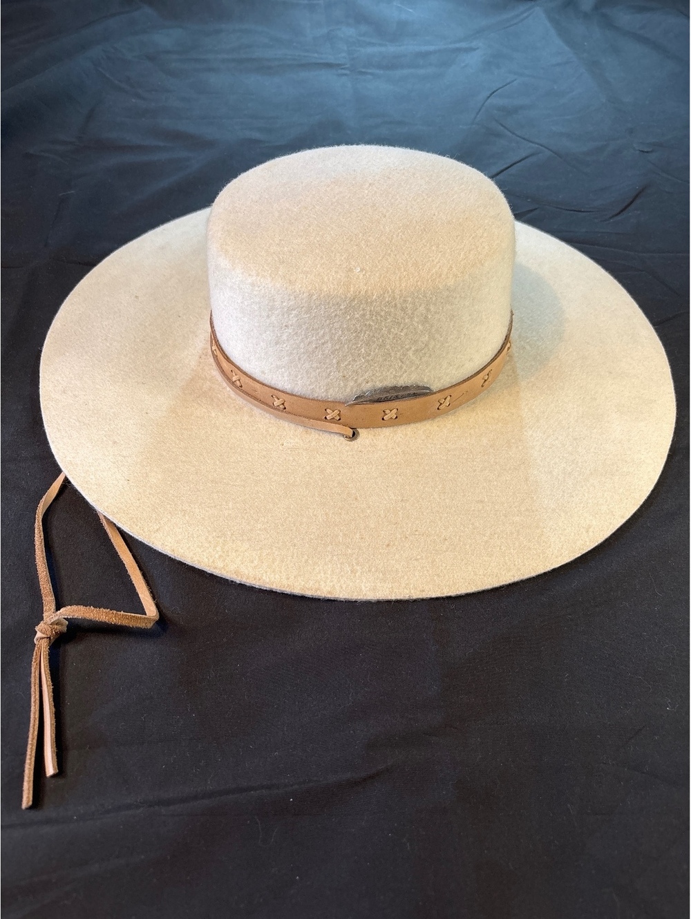 Brixton Cream Wide Brim Western Cowboy Hat XS 6 3/4 Leather Band